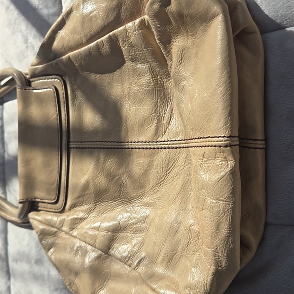 HOBO  Cream Leather Shoulder Tote Bag - Picture 5 of 5